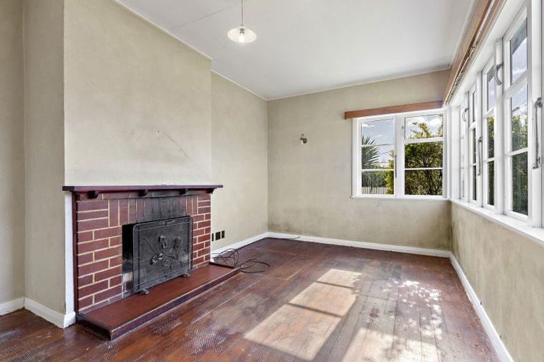 Photo of property in 17 Ohio Street, Martinborough, 5711