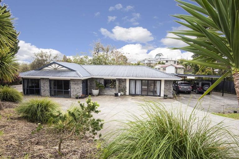 Photo of property in 52 Onerahi Road, Onerahi, Whangarei, 0110