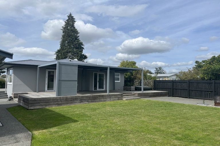 Photo of property in 3 Hammond Road, Taradale, Napier, 4112