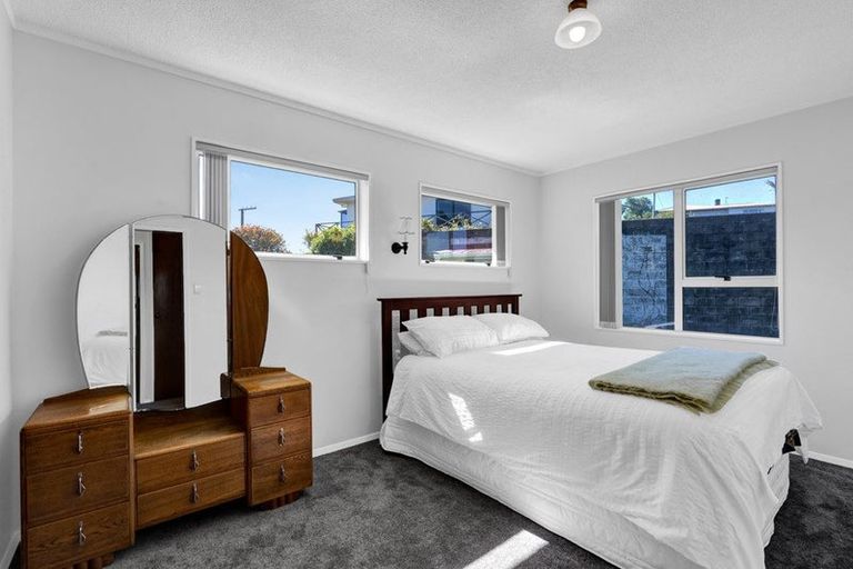 Photo of property in 59 Ngamotu Road, Moturoa, New Plymouth, 4310