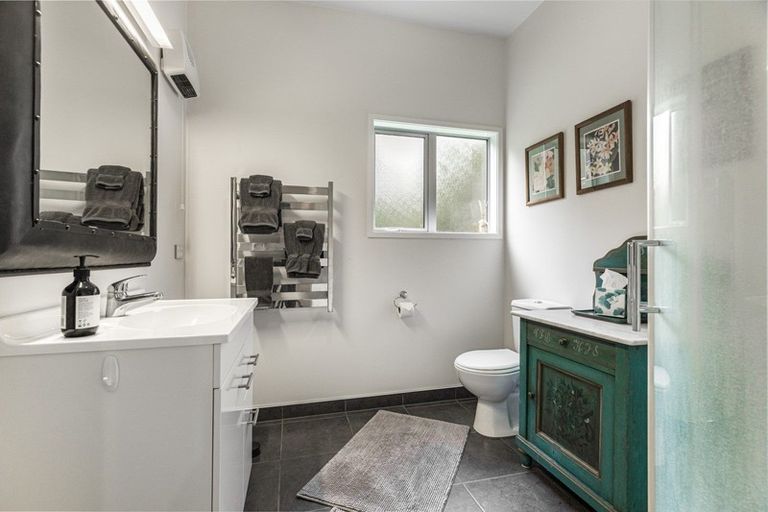 Photo of property in 72 Reid Road, Glenbrook, Waiuku, 2681