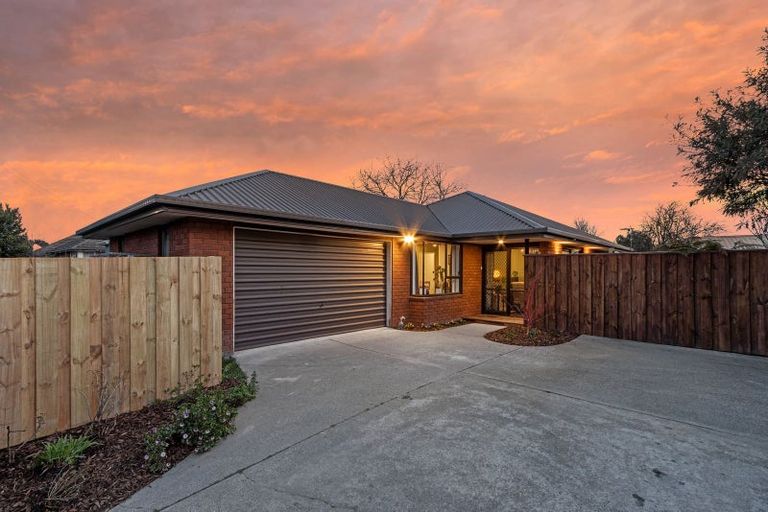 Photo of property in 185 Langdons Road, Northcote, Christchurch, 8052