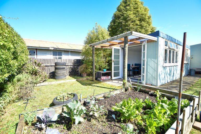 Photo of property in 27 Garrison Street, Carterton, 5713