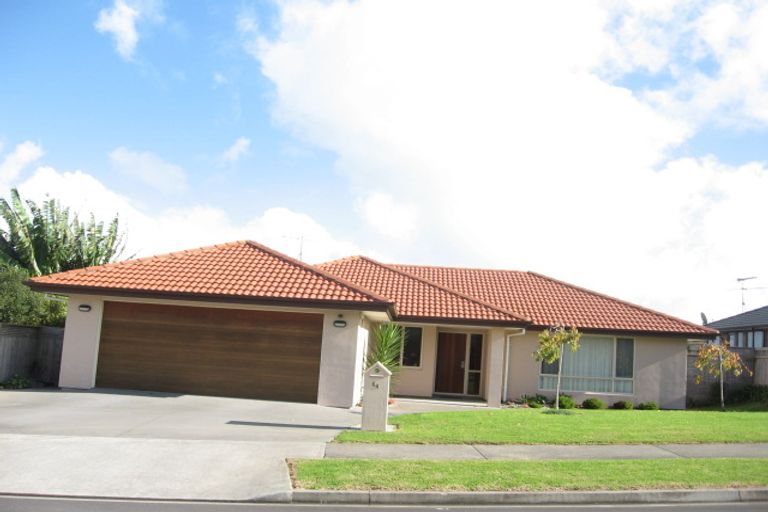 Photo of property in 64 Senator Drive, Manurewa, Auckland, 2105