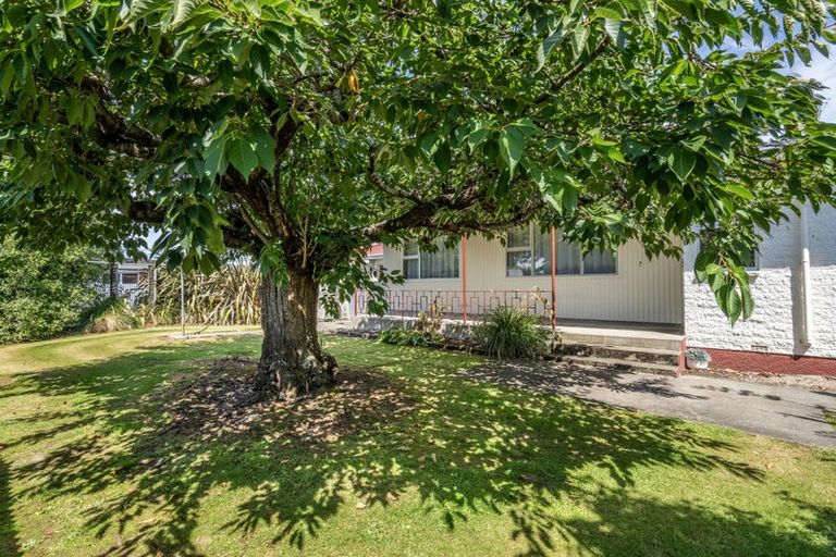 Photo of property in 23 Vera Street, Gore, 9710