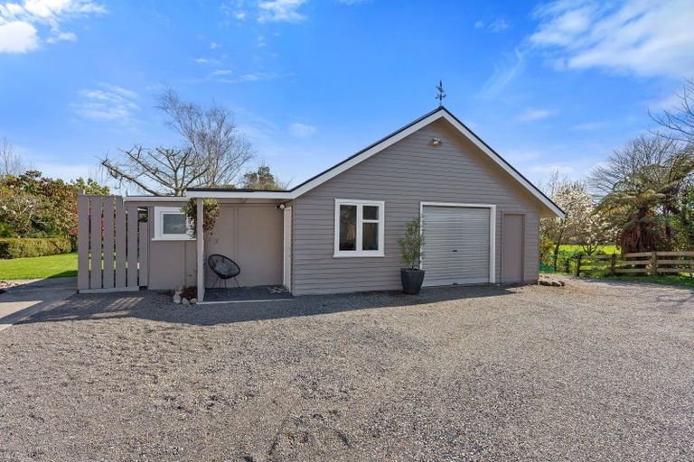 Photo of property in 15 Gleeson Road, Manakau, Levin, 5573