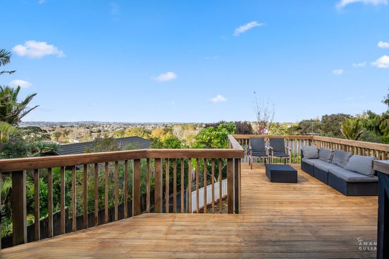 Photo of property in 186 Old Titirangi Road, Titirangi, Auckland, 0604