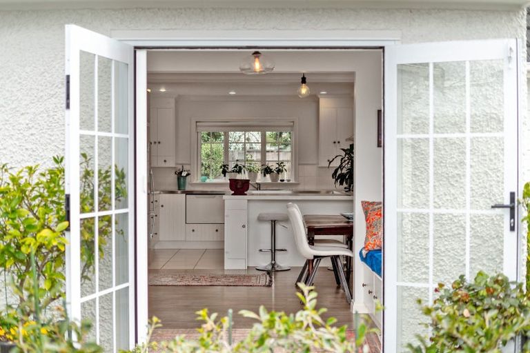 Photo of property in 183a High Street South, Carterton, 5713