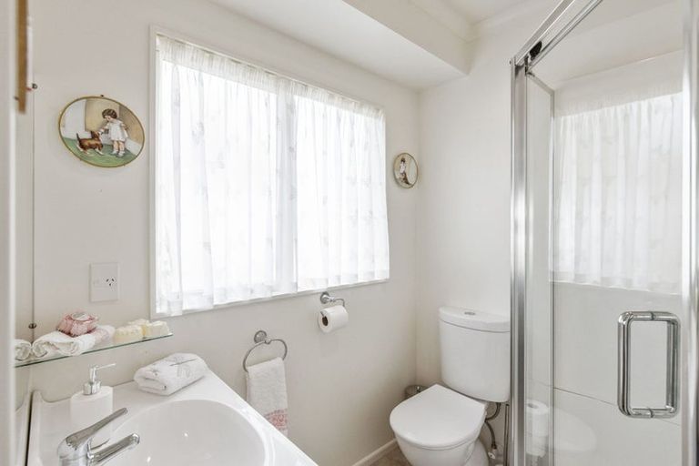 Photo of property in 84 Regent Drive, Paraparaumu Beach, Paraparaumu, 5032