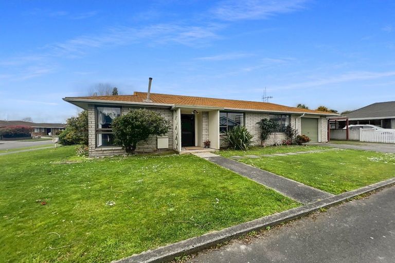 Photo of property in 6a Woodfield Avenue, Roslyn, Palmerston North, 4414