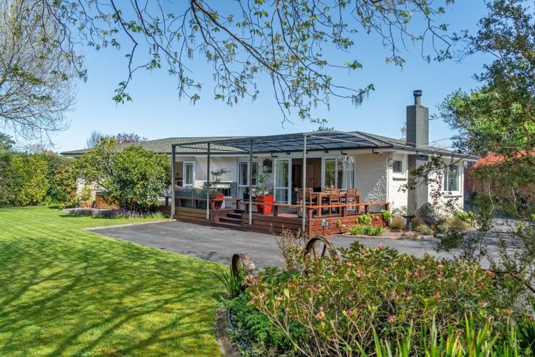 Photo of property in 72 Kuratawhiti Street, Greytown, 5712