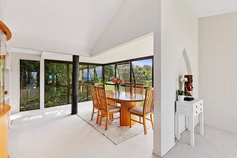 Photo of property in 14 Glenelg Road, Red Beach, 0932