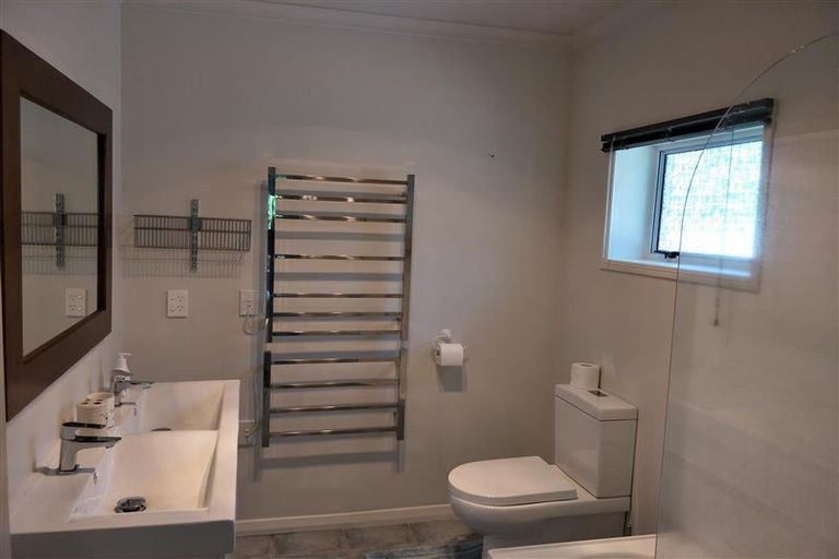 Photo of property in 89 Paynters Avenue, Strandon, New Plymouth, 4312