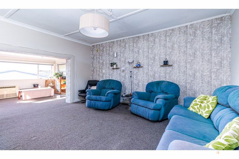 Photo of property in 17 Nelson Terrace, Seaview, Timaru, 7910