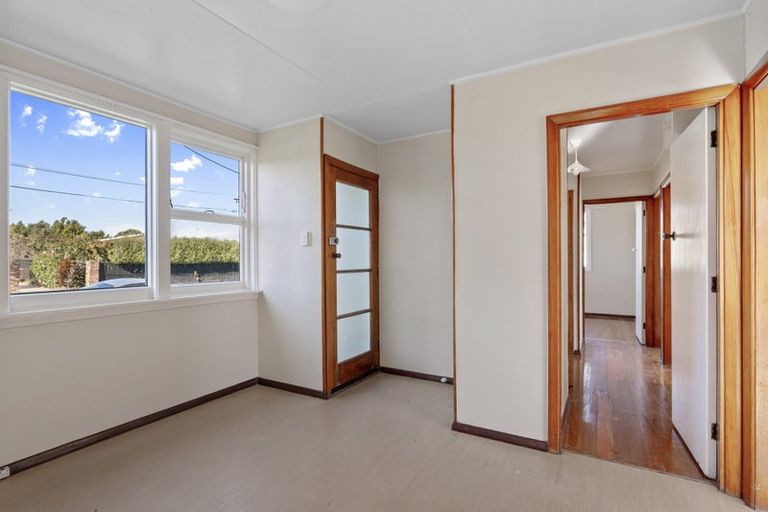 Photo of property in 6 Glenfield Crescent, Mairehau, Christchurch, 8052