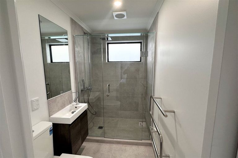 Photo of property in 49a Constable Road, Waiuku, 2123