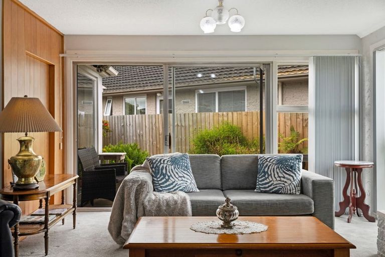 Photo of property in 35 Teesdale Street, Burnside, Christchurch, 8053