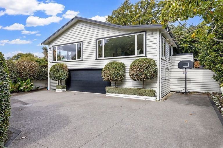 Photo of property in 2 Crichton Terrace, Cashmere, Christchurch, 8022