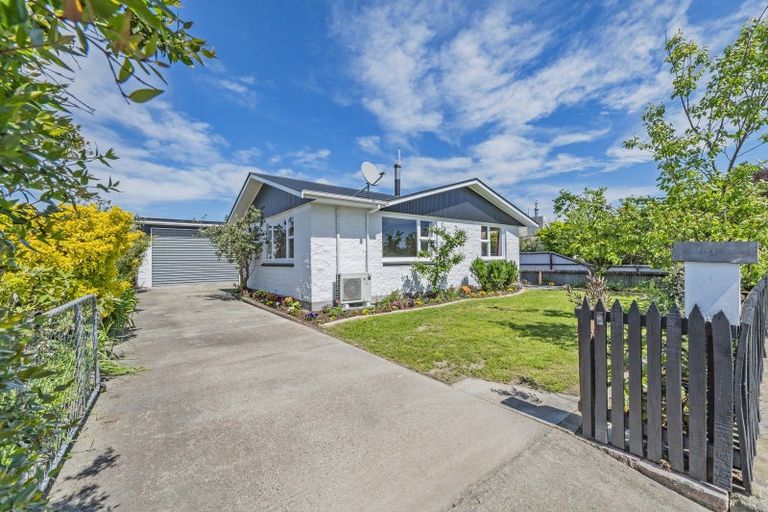 Photo of property in 15 Geddis Street, Rangiora, 7400