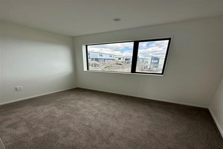 Photo of property in 4a Wahine Street, Papakura, 2110