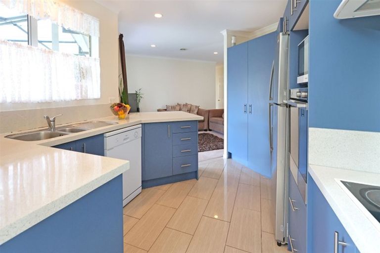 Photo of property in 26 Martin Jugum Lane, Ranui, Auckland, 0612