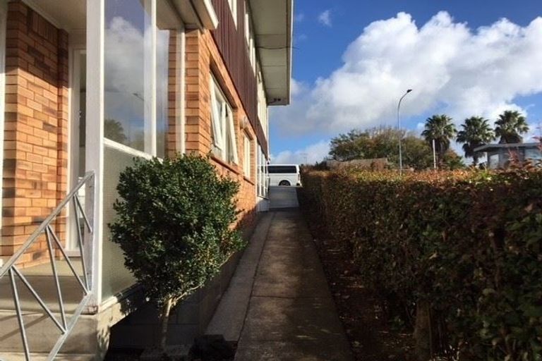 Photo of property in 249 Te Atatu Road, Te Atatu South, Auckland, 0610