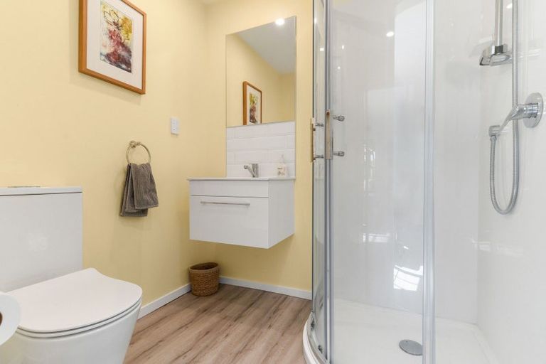 Photo of property in 96b Kent Street, Carterton, 5713