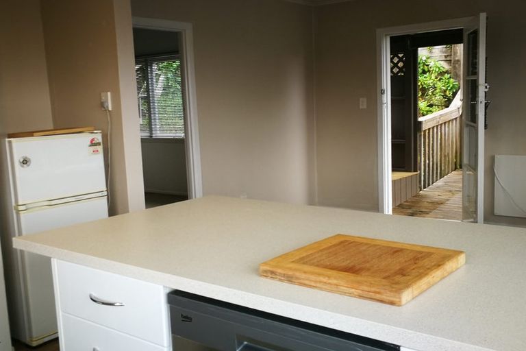 Photo of property in 519 Whangaparaoa Road, Stanmore Bay, Whangaparaoa, 0932