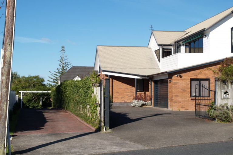 Photo of property in 1/135 Litten Road, Cockle Bay, Auckland, 2014