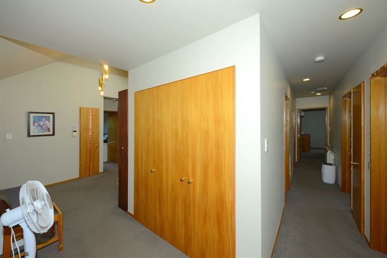 Photo of property in 179 Hawthornden Road, Avonhead, Christchurch, 8042