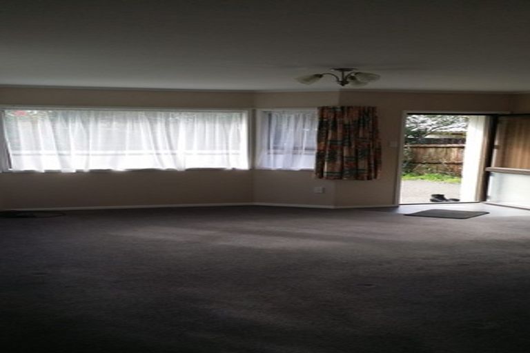 Photo of property in 1/11 Koromiko Street, New Lynn, Auckland, 0600