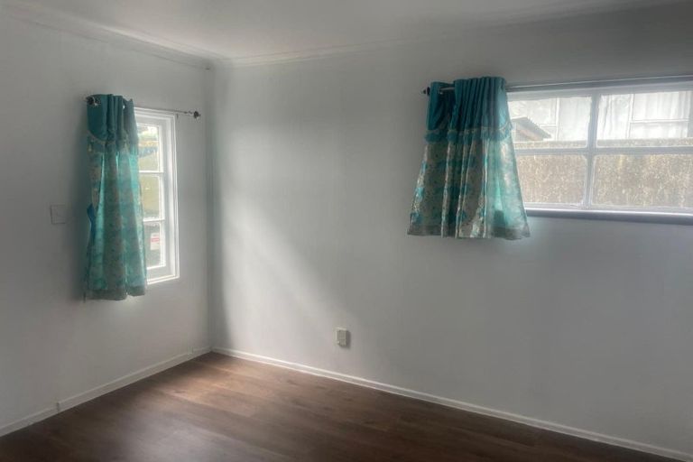 Photo of property in 54 Glen Road, Ranui, Auckland, 0612