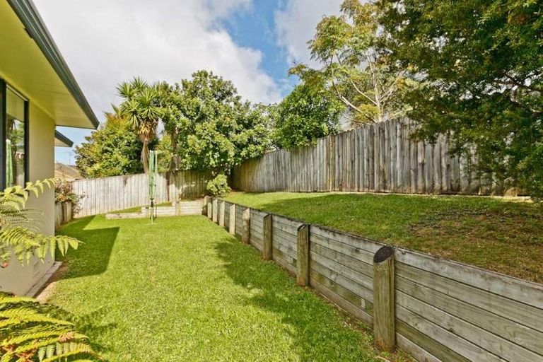 Photo of property in 54 Bushlands Park Drive, Albany, Auckland, 0632