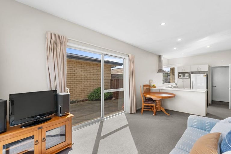 Photo of property in 4/36 Hammersley Avenue, Shirley, Christchurch, 8013