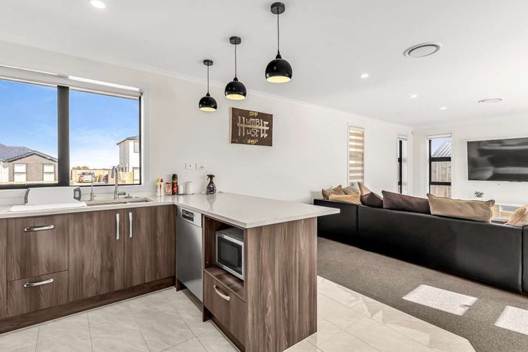 Photo of property in 28 Inuwai Street, Glenview, Hamilton, 3206