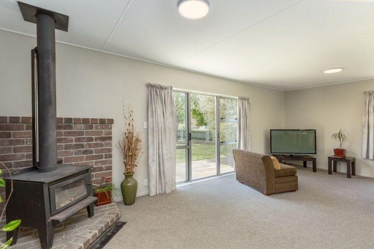 Photo of property in 10 Papawai Road, Greytown, 5712