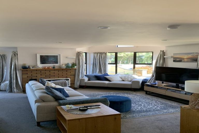 Photo of property in 1/4u Richard Street, Titahi Bay, Porirua, 5022