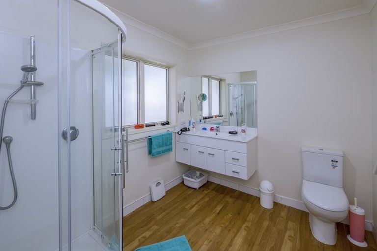 Photo of property in 71 Rugby Street, Levin, 5510