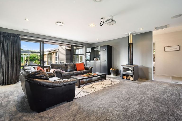 Photo of property in 19 Beaumont Drive, Rolleston, 7614