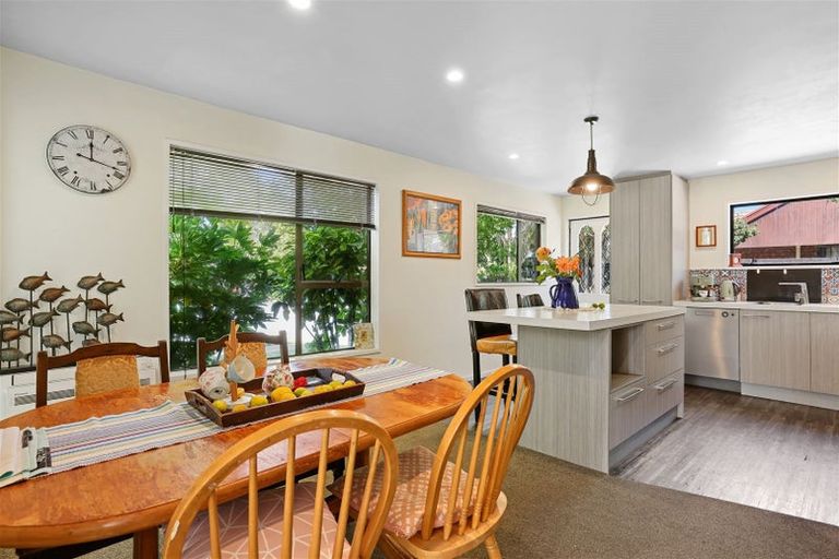 Photo of property in 37 Townshend Crescent, Halswell, Christchurch, 8025