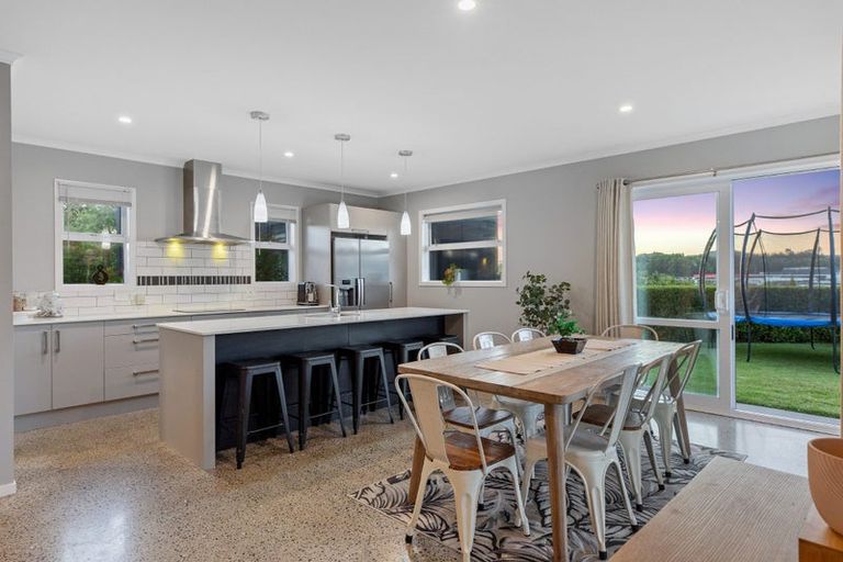 Photo of property in 11 Caldera Close, Pyes Pa, Tauranga, 3112