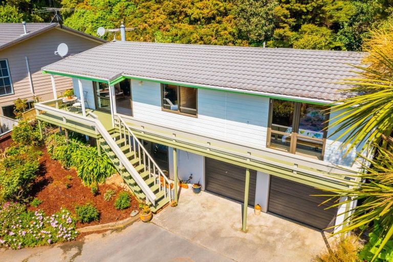 Photo of property in 33 Leeward Drive, Whitby, Porirua, 5024