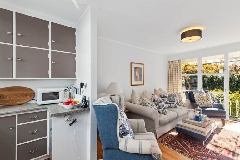 Photo of property in 3/260 Muritai Road, Eastbourne, Lower Hutt, 5013