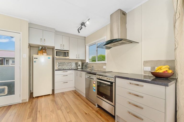 Photo of property in 134 Songer Street, Stoke, Nelson, 7011