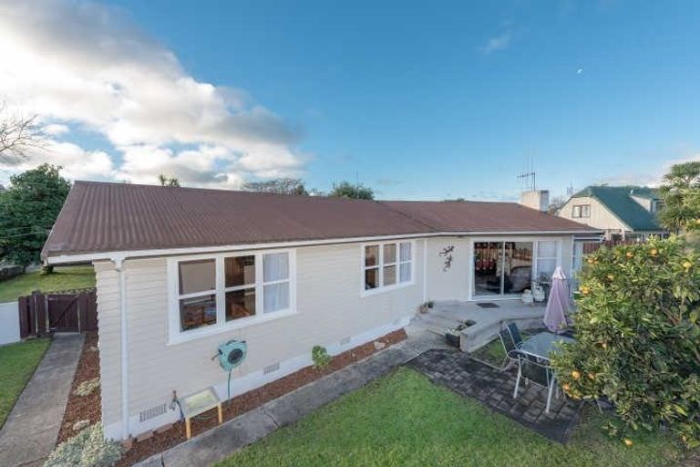 Photo of property in 66 Aurora Terrace, Hillcrest, Hamilton, 3216