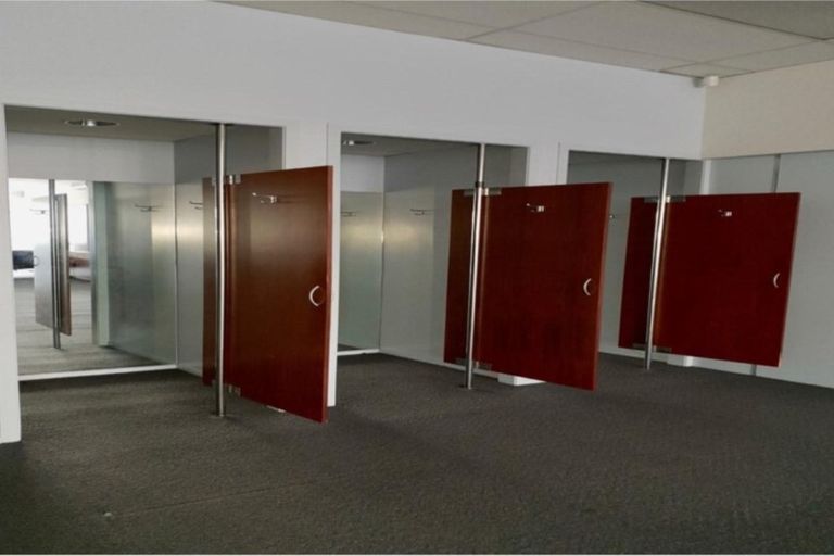 Photo of property in 509 Victoria Street, Hastings, 4122