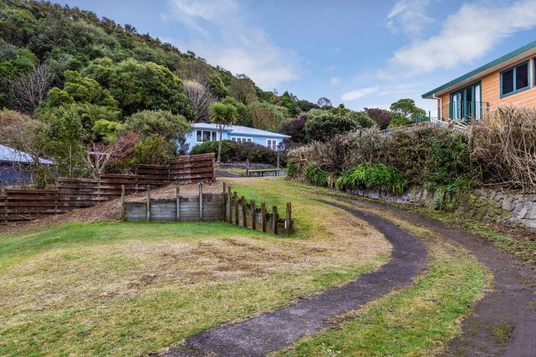 Photo of property in 19 Turangitukua Terrace, Kuratau, Turangi, 3381