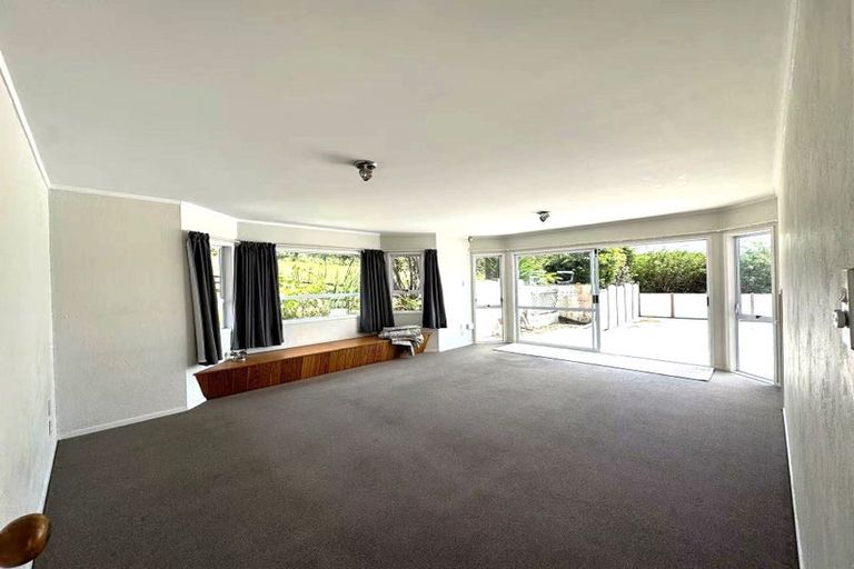 Photo of property in 74 Deacon Road, Riverhead, Kumeu, 0892