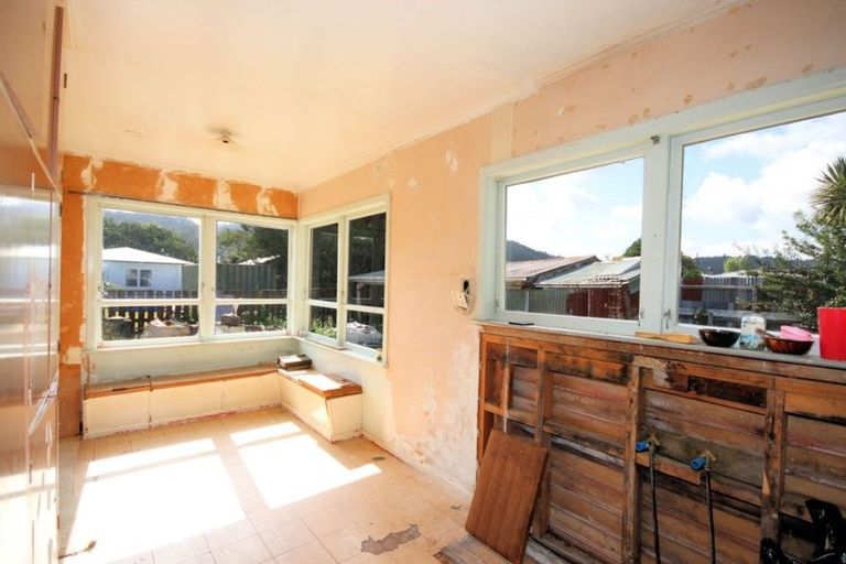 Photo of property in 8 Cobham Street, Taneatua, 3123