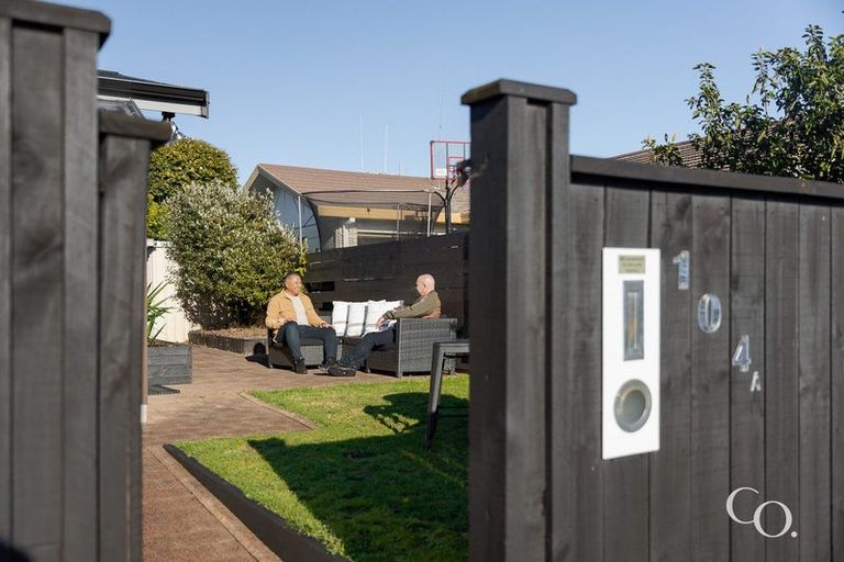 Photo of property in 1/104 Gloucester Road, Mount Maunganui, 3116